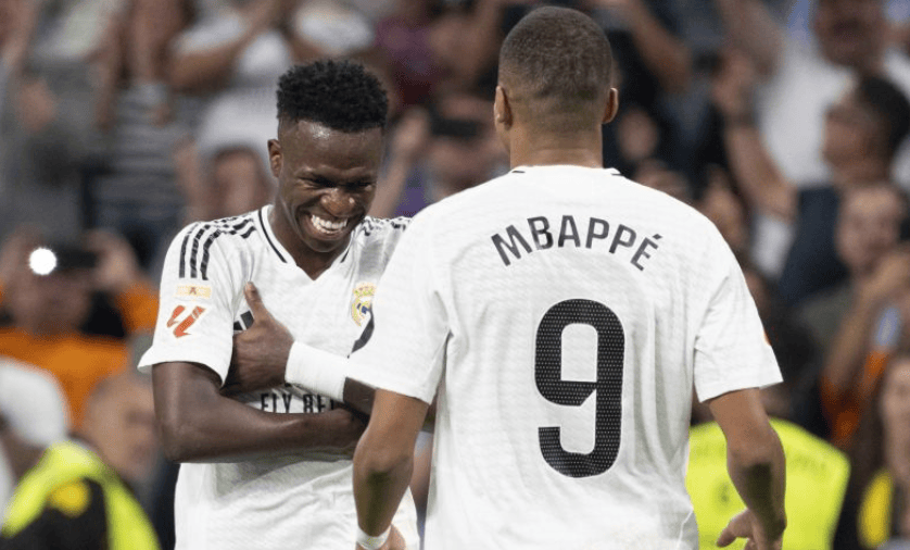 法国队不断突破！，姆巴佩连续三场比赛得分超过出色发挥赛场气氛高涨的简单介绍