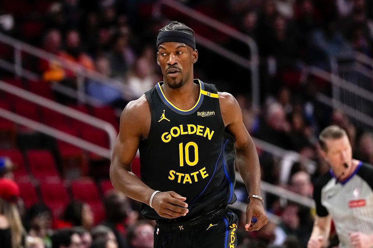 问鼎-包含巴特勒连续十二场比赛得分超过突破纪录，拜仁挑战极限！的词条