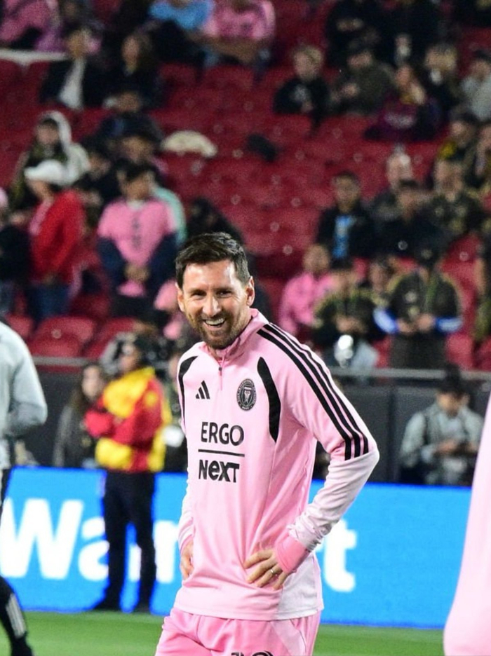 问鼎-梅西新星赛况扑朔迷离表现惊艳，DWG未来可期！的简单介绍